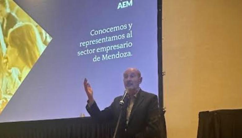 Vargas Arizu, en el ciclo de almuerzos de AEM: "Tenemos que lograr que la actividad privada sea exitosa"