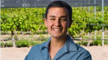 Un joven enólogo logró que un vino de uva criolla sea elegido entre los mejores del mundo