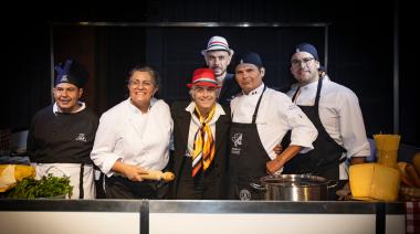 Experiencia enogastronómica: la cocina italiana tuvo su gran noche en el auditorio Angel Bustelo